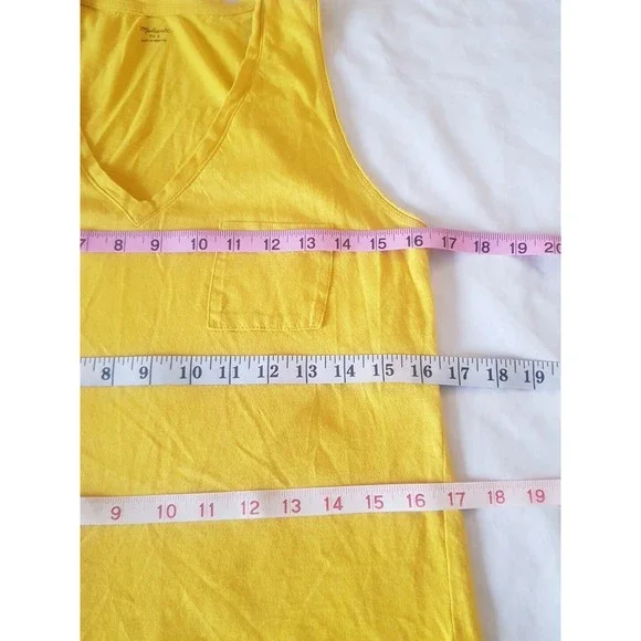 Madewell Womens Blouse Top Size Small Sleeveless V Neckline Yellow Pocket Knit - Picture 9 of 9